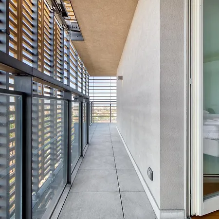 Apartment Giaxtower Gym & Pool Skyline View *