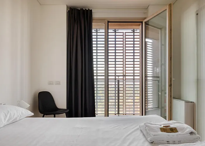 Giaxtower Gym & Pool Skyline View Milano